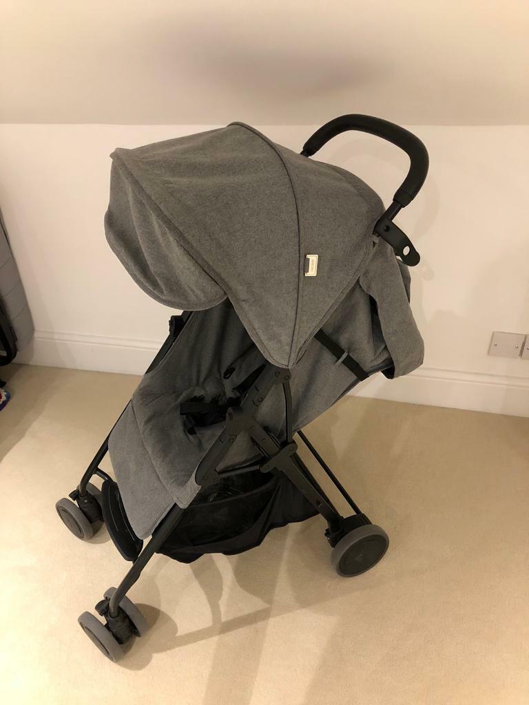 avia pushchair